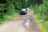 The last 2.5 miles of road to the trailhead are rocky and rutted, requiring a high-clearance vehicle.