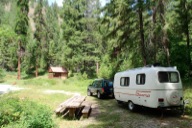 The nearest camping area is right at the Thirteenmile Canyon Trailhead, with 3-4 sites.
